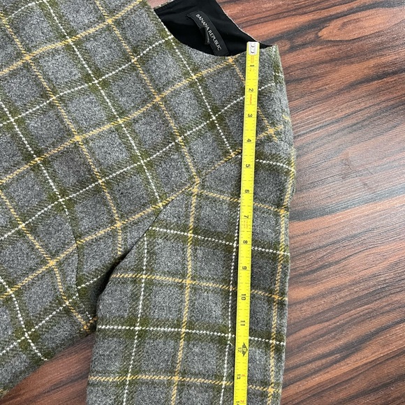 Banana Republic Wool Tweed Plaid Lace Trim Grey Green Short Sleeve Top - Picture 13 of 13